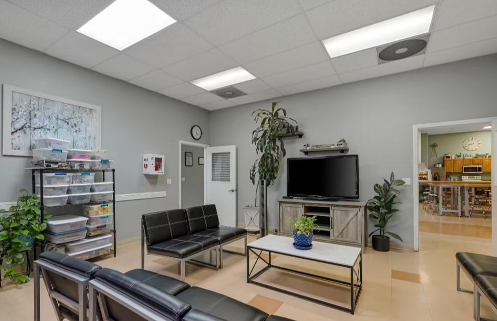 Office for Sale in Madera California 93637